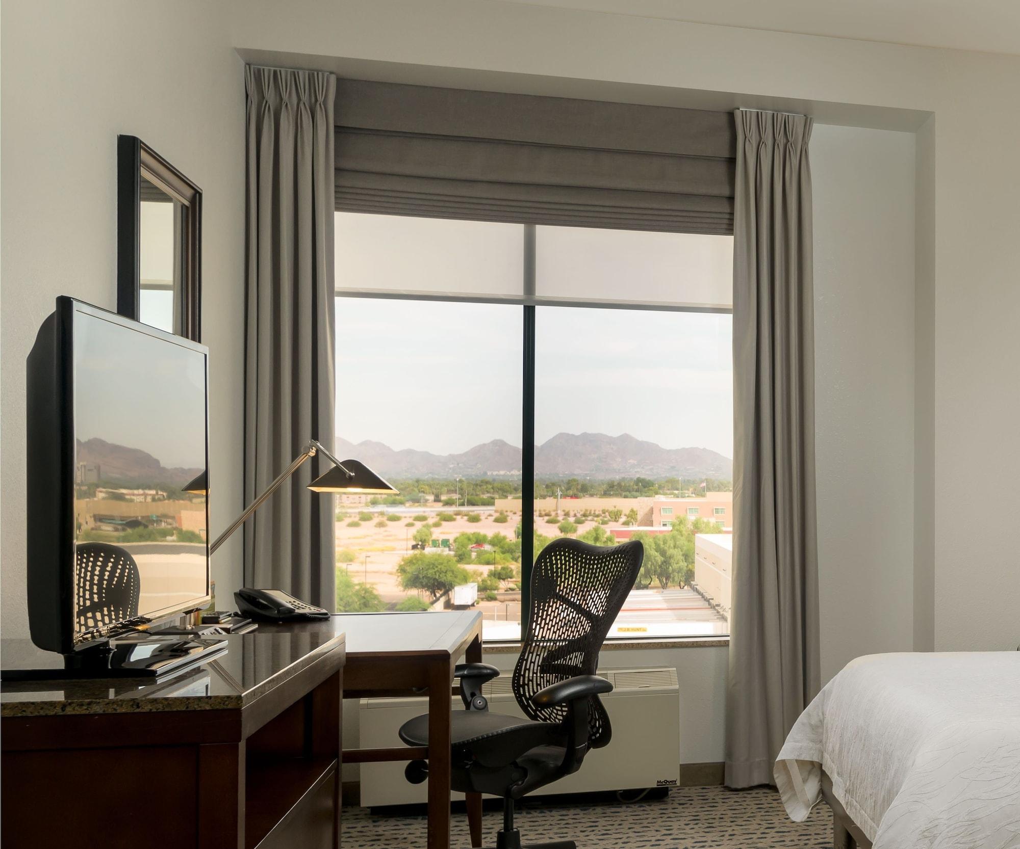 Hilton Garden Inn Phoenix Airport North Eksteriør billede