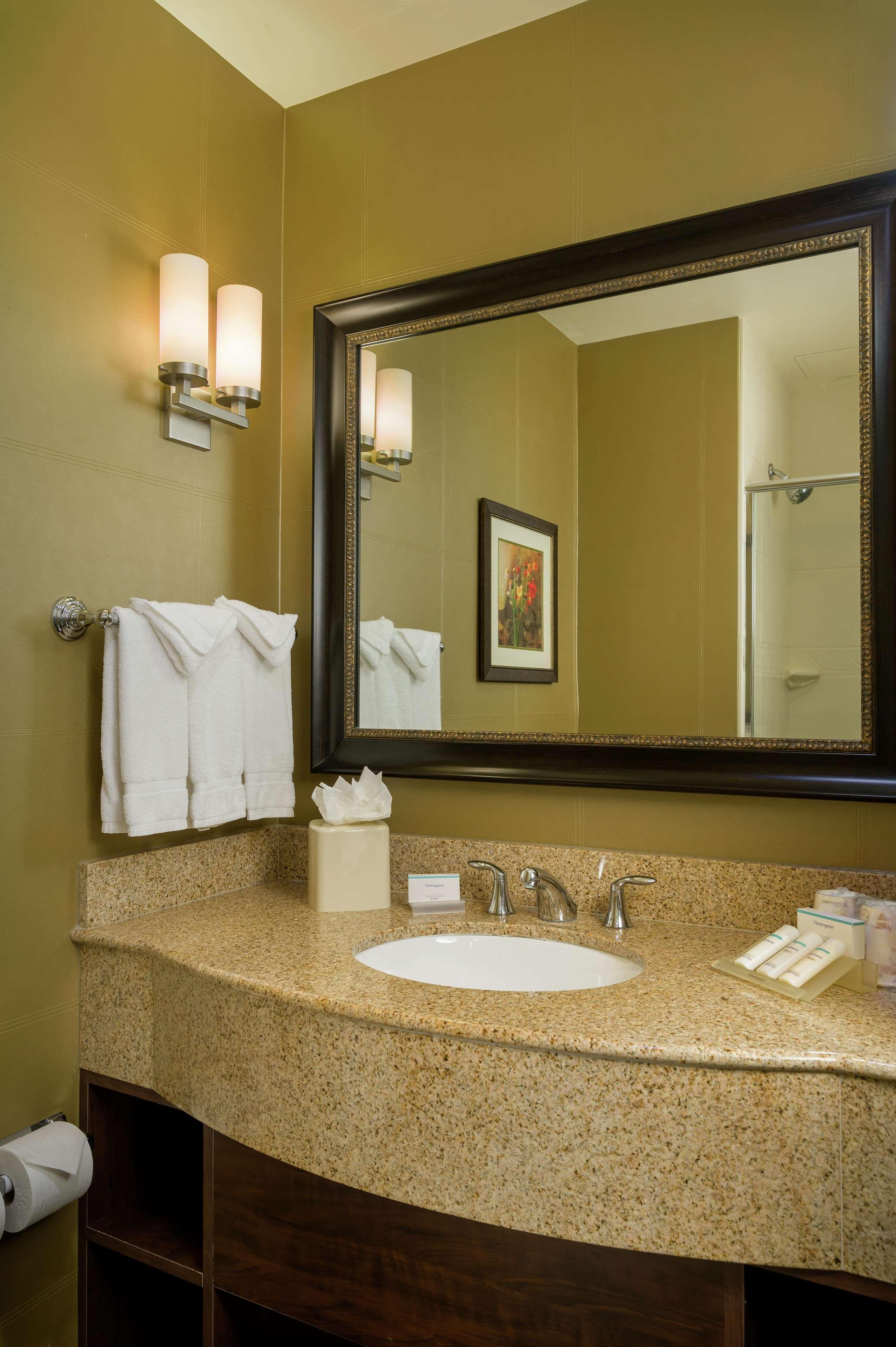 Hilton Garden Inn Phoenix Airport North Eksteriør billede