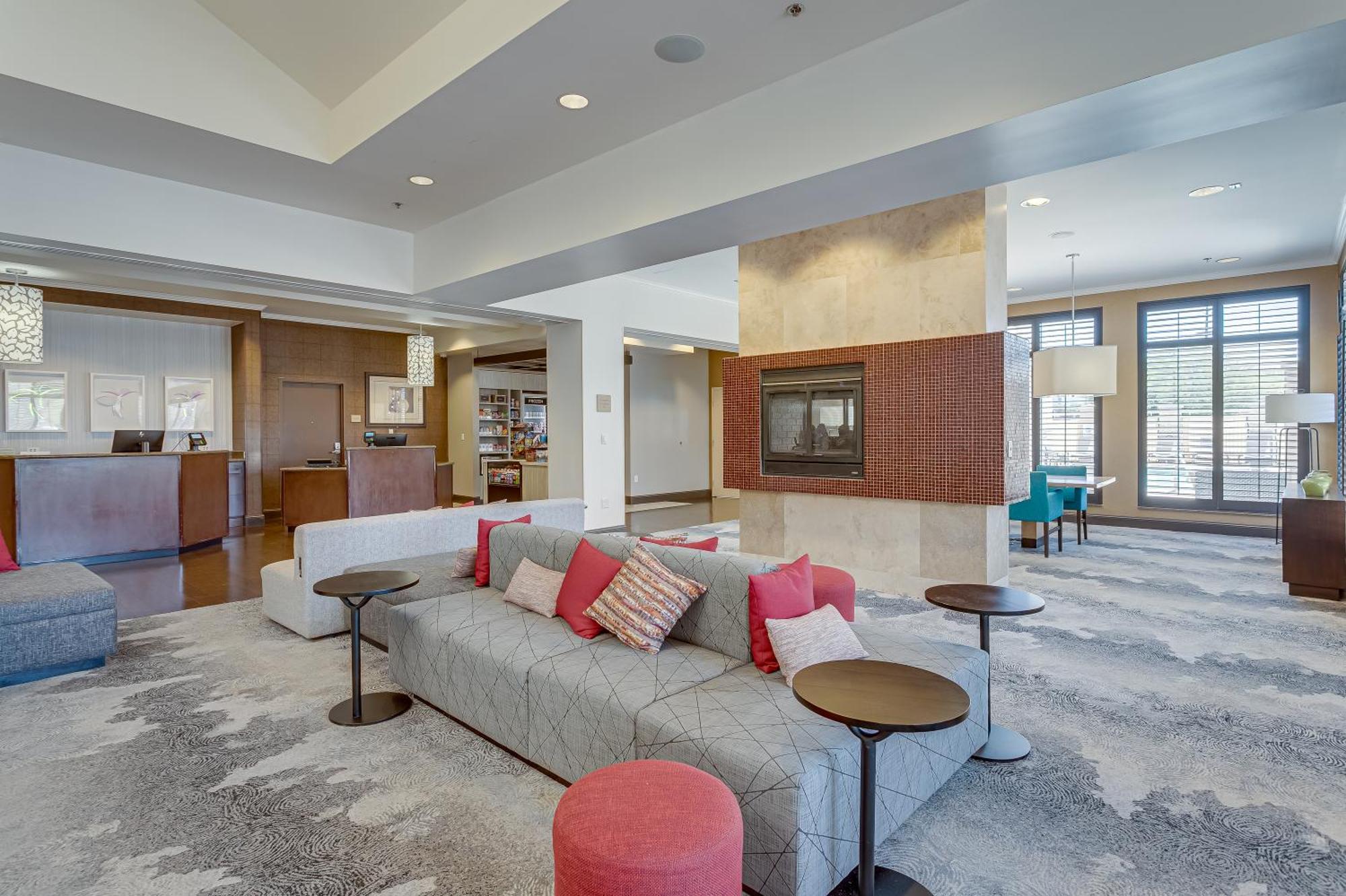 Hilton Garden Inn Phoenix Airport North Eksteriør billede